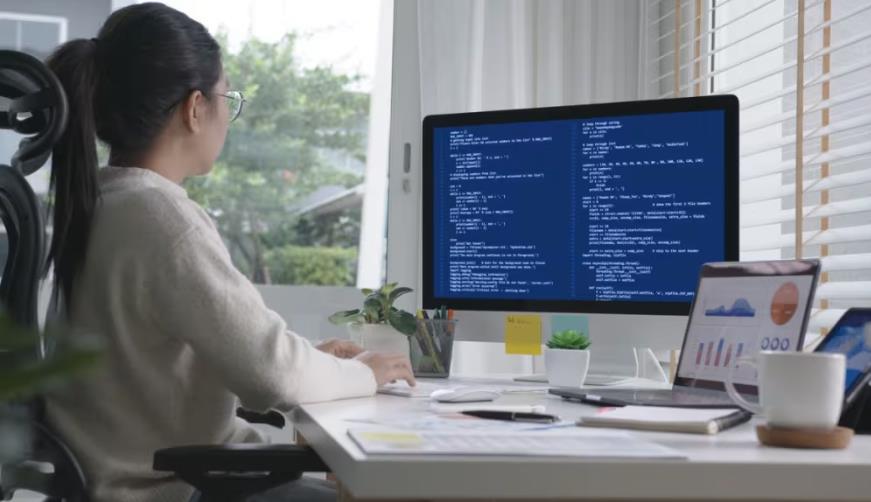 峨边彝企业数字化解决方案：机器学习赋能商业模式升级的核心路径